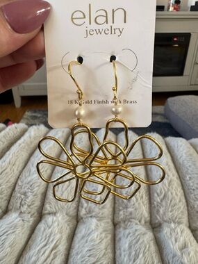 elan Jewelry Gold Flower Wire Drop Earrings with Pearl Accent